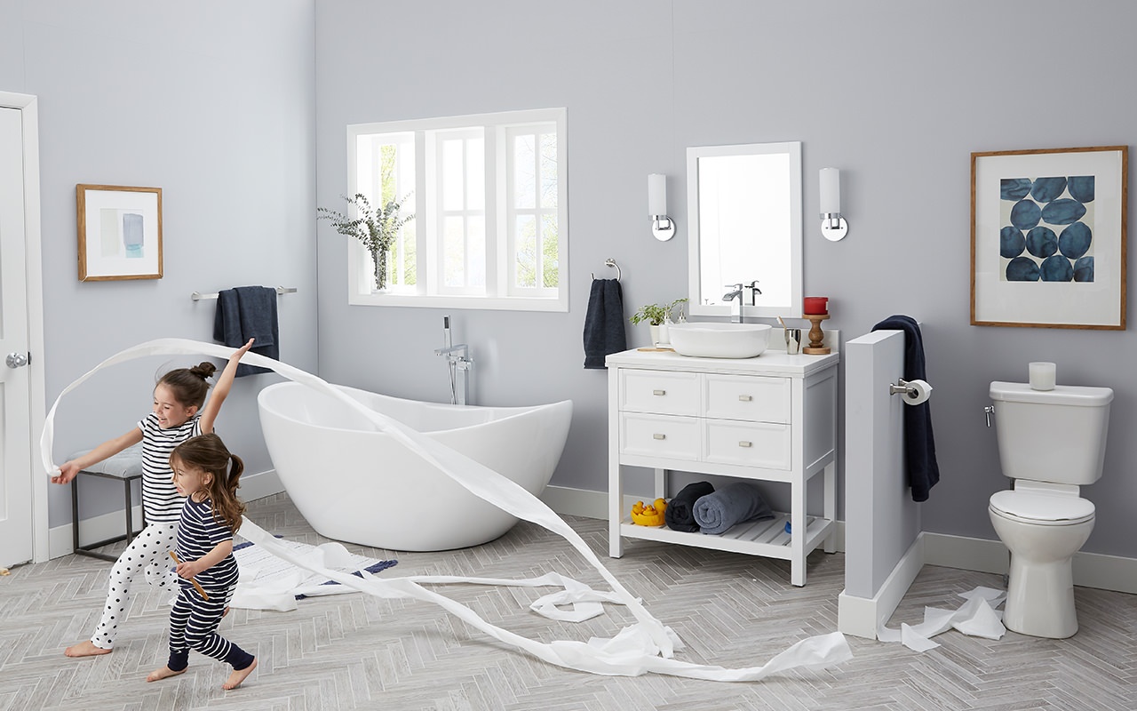 kids-playing-in-bathroom-tub-toilet